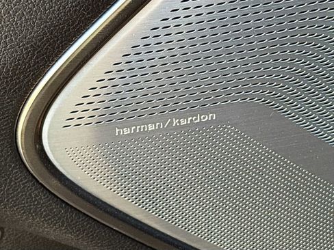 Used 2021 RAM 1500 Limited w/ Night Edition image 19