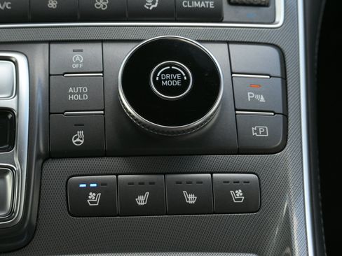 Used 2023 Hyundai Santa Fe Calligraphy FWD image 19