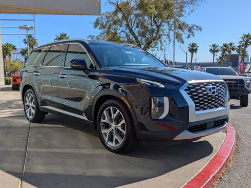 Used 2020 Hyundai Palisade SEL w/ Premium Package FWD image 7