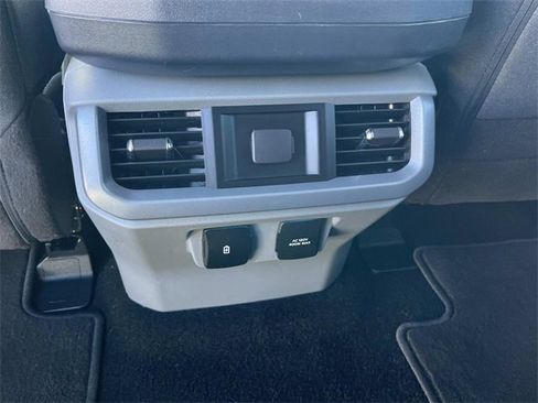Used 2022 Ford F150 XLT w/ Equipment Group 302A High image 16
