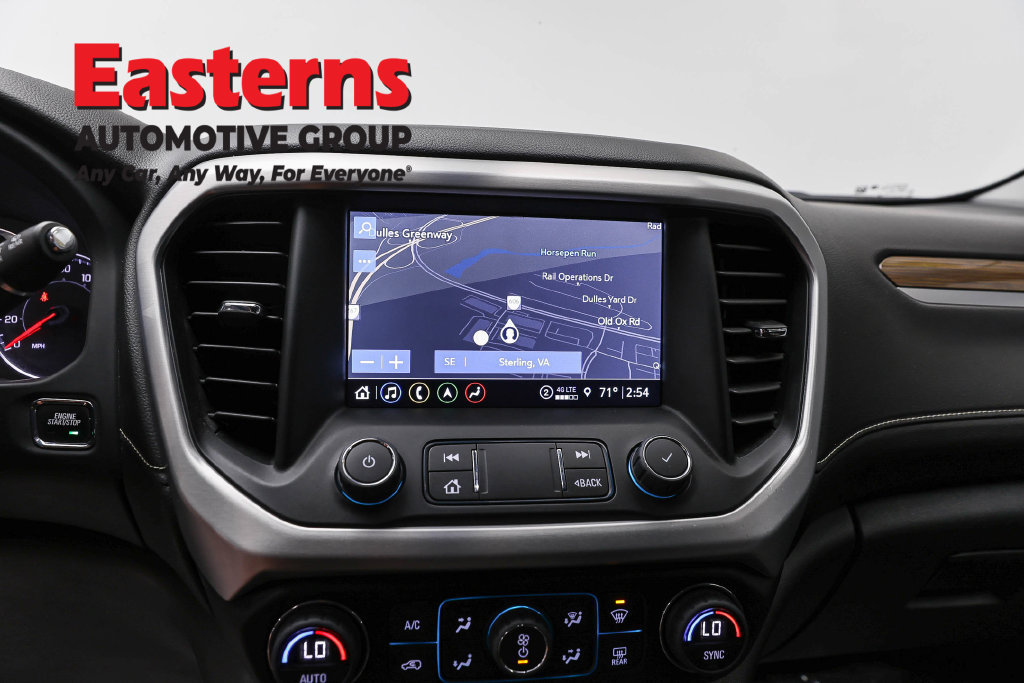 Used 2023 GMC Acadia SLE w/ Driver Convenience Package AWD/4WD image 13