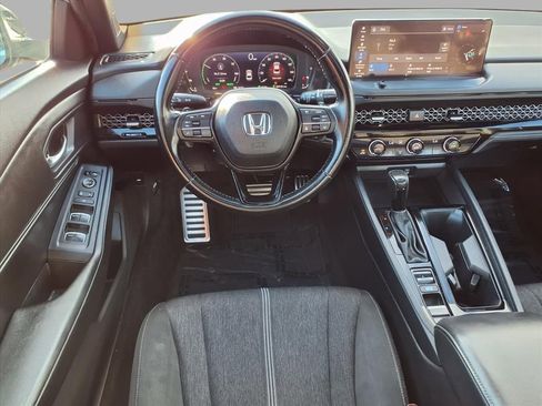 Used 2023 Honda Accord Sport image 4