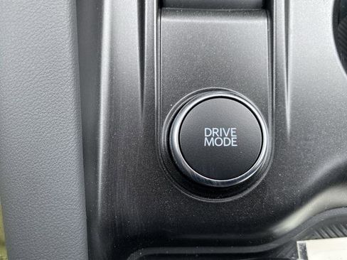 New 2026 Ford Explorer Active w/ Active Comfort Package image 22