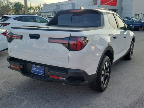 Certified 2025 Hyundai Santa Cruz SEL image 6
