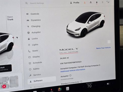 Used 2022 Tesla Model Y Performance image 32