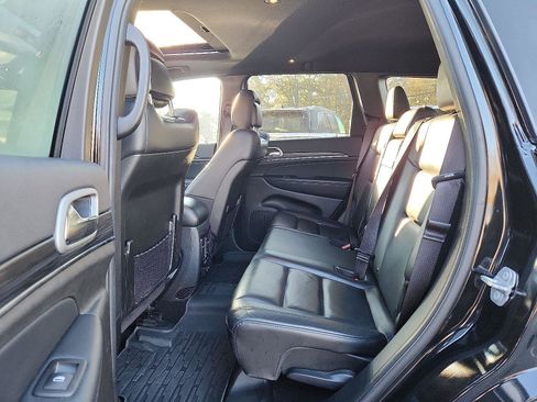 Certified 2021 Jeep Grand Cherokee Limited w/ Premium Lighting Group image 11