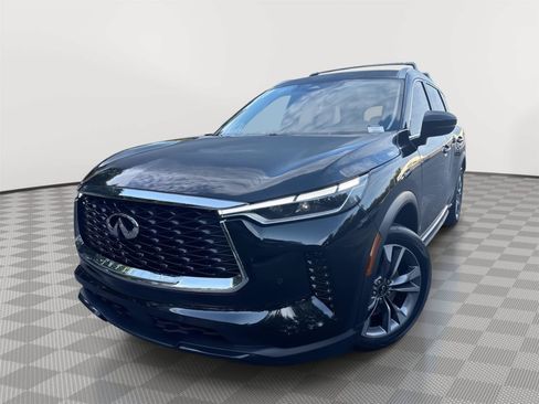 Used 2025 INFINITI QX60 Luxe FWD image 2