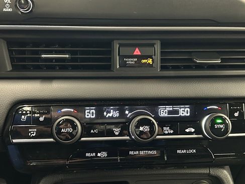 New 2026 Honda Pilot Black Edition image 24