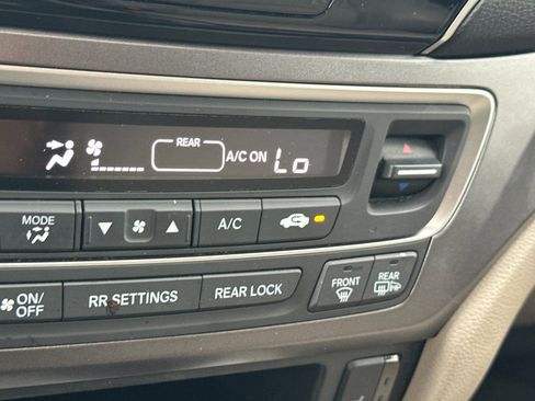 Used 2019 Honda Pilot EX-L image 30