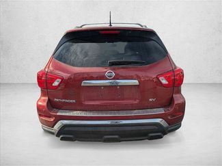 Used 2017 Nissan Pathfinder SV video 4