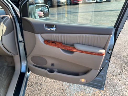 Used 2008 Toyota Sienna XLE Limited AWD/4WD image 35