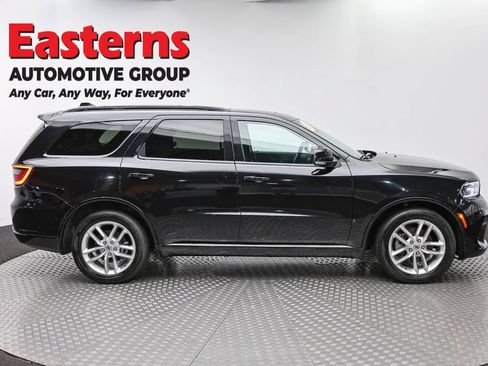 Used 2024 Dodge Durango GT RWD image 4