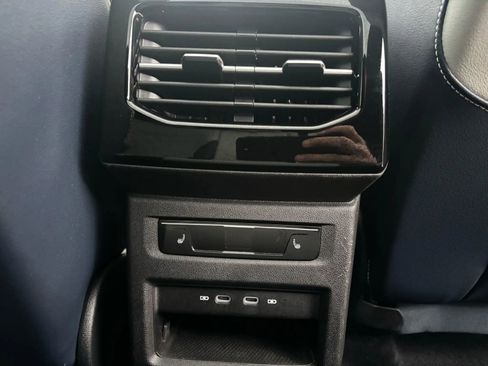 Used 2023 Volkswagen ID.4 Pro S Plus image 35