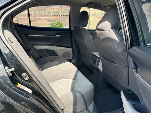 Used 2019 Toyota Camry LE w/ Carpet Mat Package image 12