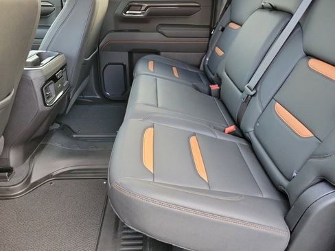 Used 2024 GMC Sierra 1500 AT4 w/ Technology Package image 14