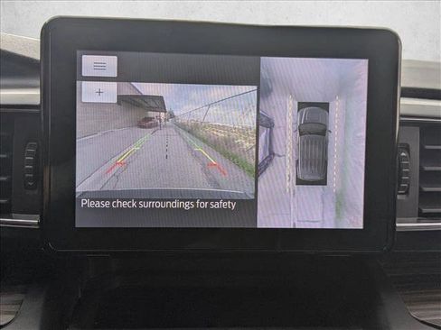 Used 2020 Ford Explorer Limited w/ Class III Trailer Tow Package image 11