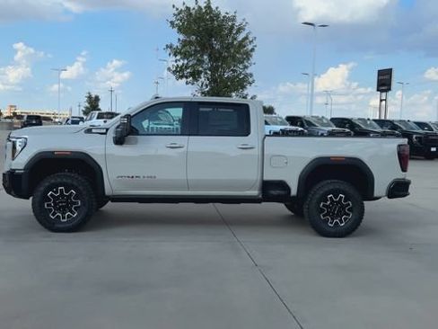 New 2026 GMC Sierra 2500 AT4X AWD/4WD image 5