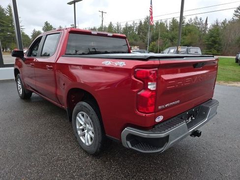 Used 2021 Chevrolet Silverado 1500 LT image 22