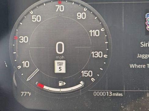 New 2026 Land Rover Defender 110 X-Dynamic SE AWD/4WD image 26