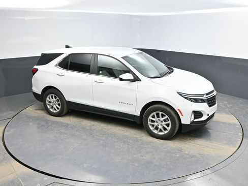 Used 2024 Chevrolet Equinox LT image 21