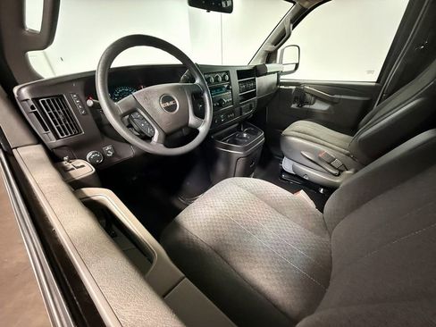 Used 2024 GMC Savana 2500 w/ Driver Convenience Package image 2