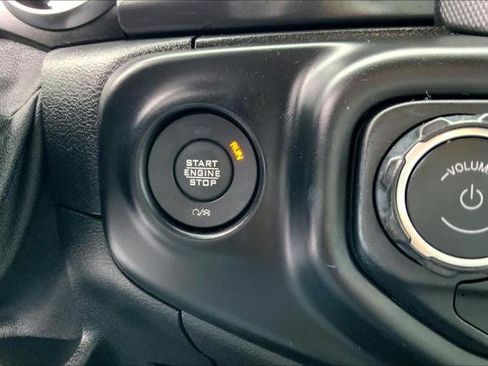 Certified 2021 Jeep Wrangler Unlimited Sahara image 27