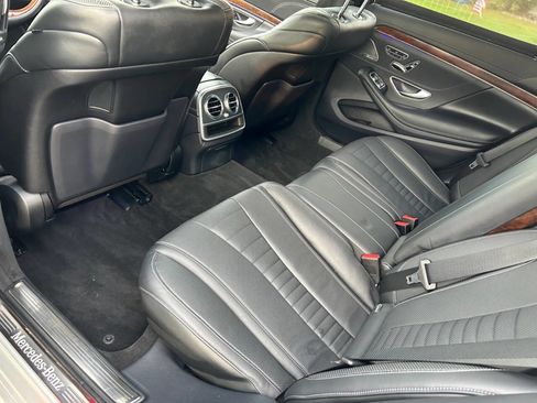 Used 2016 Mercedes-Benz S 550 4MATIC Sedan image 8
