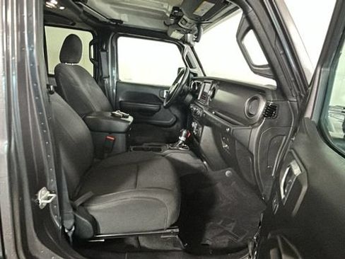 Used 2023 Jeep Wrangler Unlimited w/ 8.4" Radio Group AWD/4WD image 28