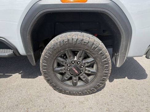 Used 2024 GMC Sierra 2500 AT4 w/ AT4 Premium Plus Package AWD/4WD image 26