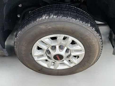 Used 2024 GMC Sierra 2500 Pro image 30