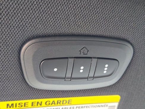 New 2026 Chrysler Pacifica Select w/ S Appearance Package image 28