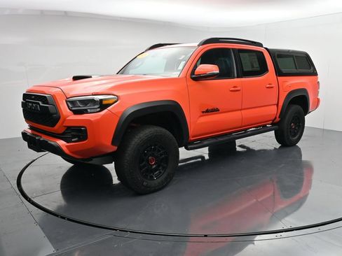 Used 2023 Toyota Tacoma TRD Pro AWD/4WD image 4