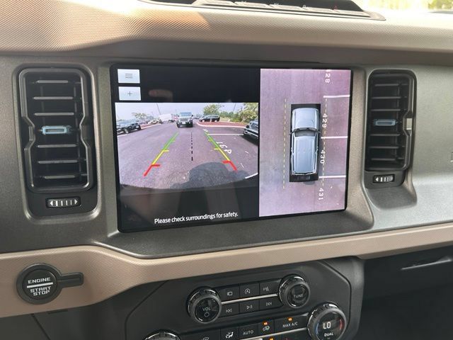 Used 2024 Ford Bronco Wildtrak AWD/4WD image 27