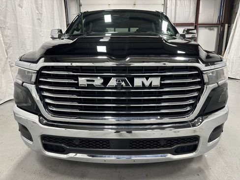 Used 2025 RAM 1500 Laramie AWD/4WD image 2