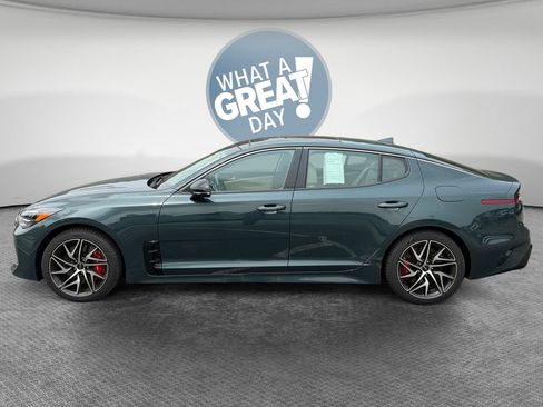 Used 2023 Kia Stinger GT-Line w/ Sun & Sound Package AWD/4WD image 7