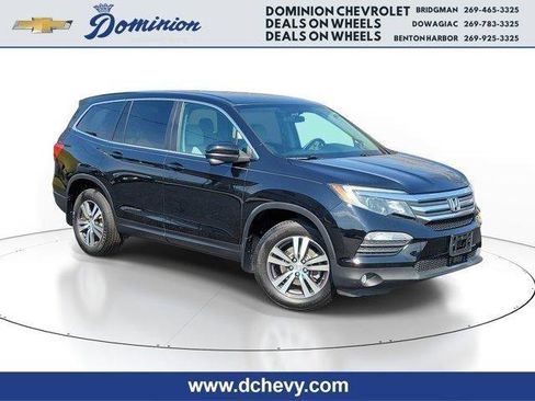 Used 2018 Honda Pilot EX image 1