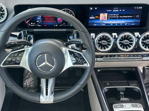 Certified 2025 Mercedes-Benz GLA 250 4MATIC image 13