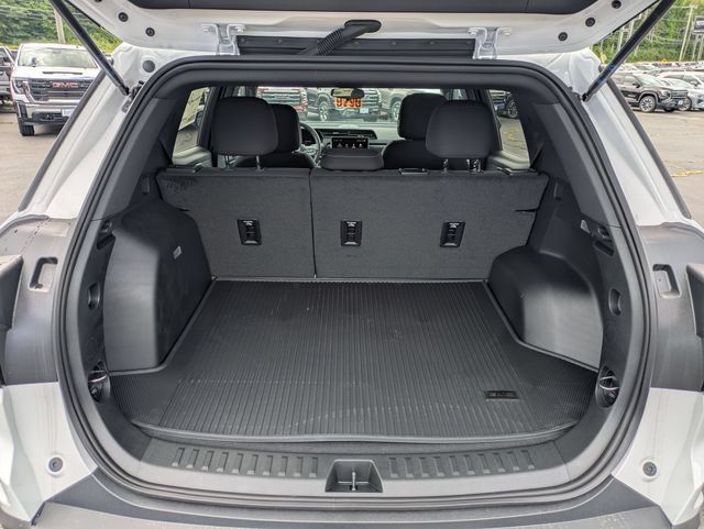 New 2027 GMC Terrain Elevation w/ LPO, Floor Liner Package AWD/4WD image 31