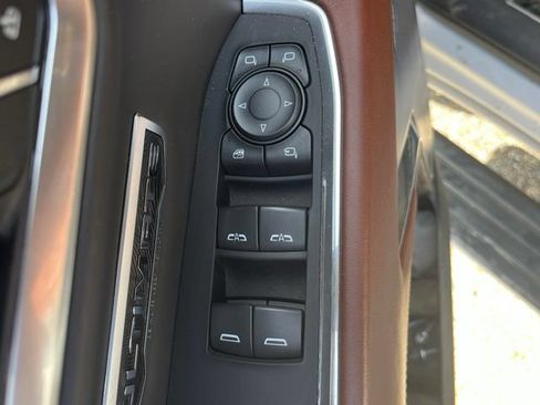 Used 2022 GMC Sierra 1500 Denali Ultimate AWD/4WD image 6