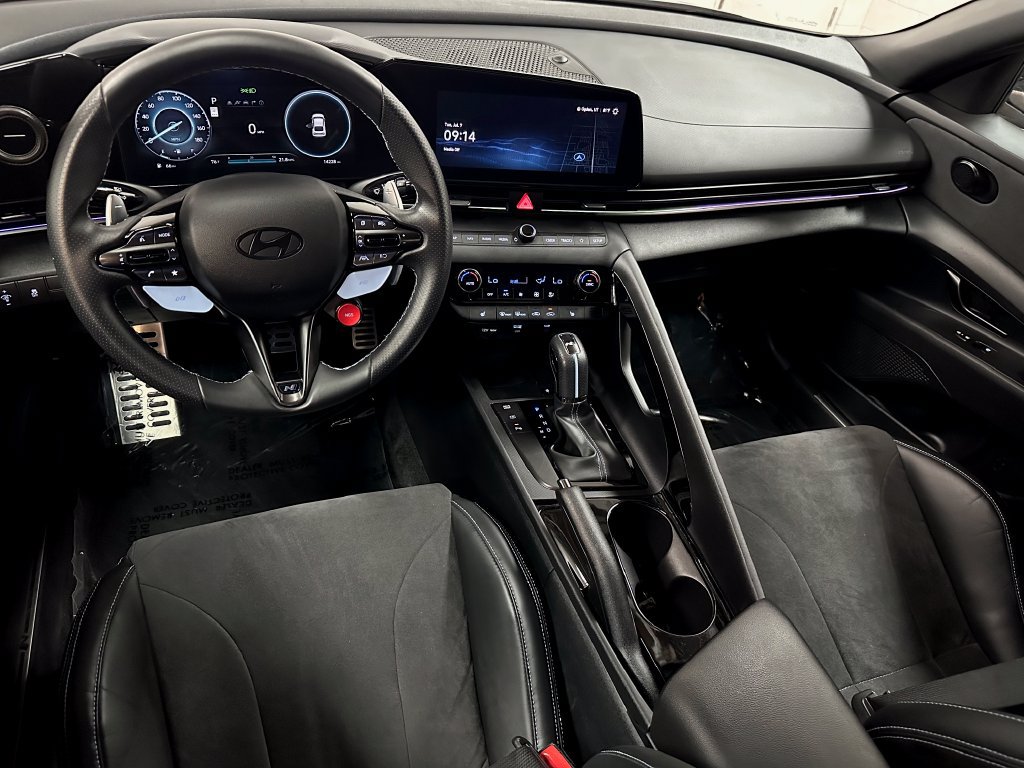 Used 2025 Hyundai Elantra N FWD image 13