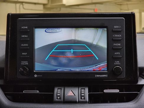 Used 2021 Toyota RAV4 XLE Premium AWD/4WD image 23