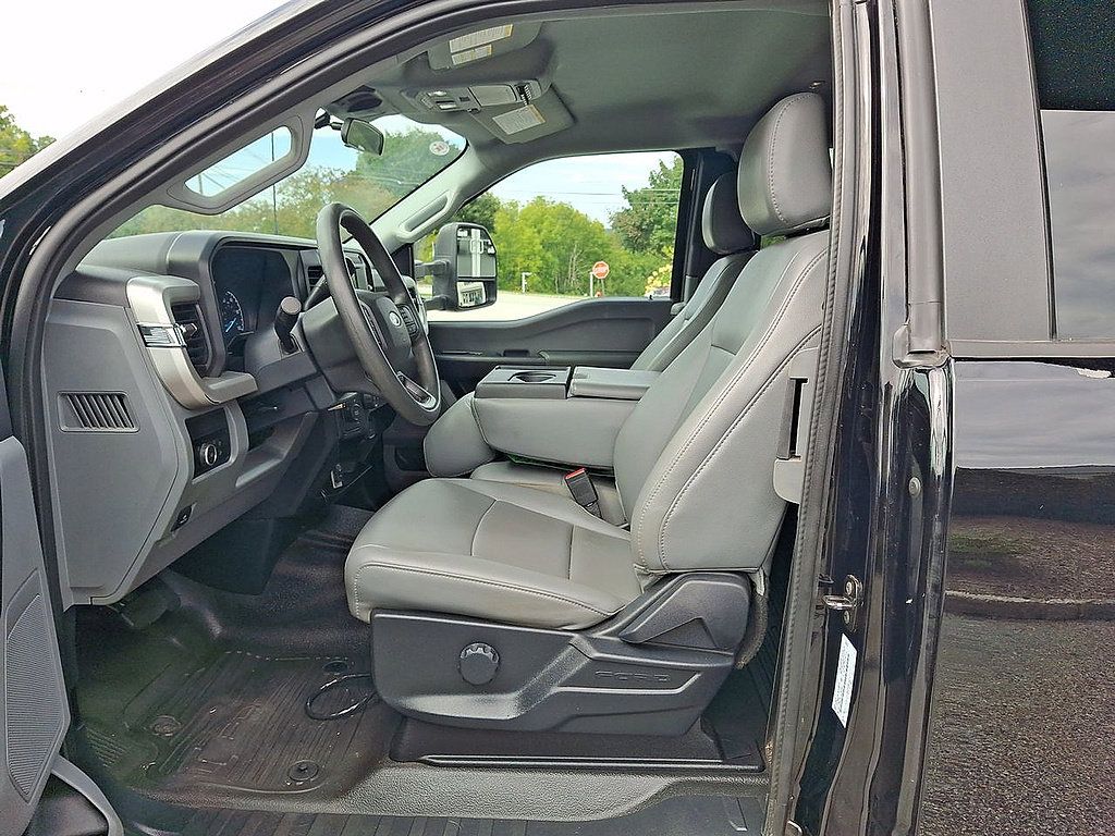 Certified 2026 Ford F550 4x4 Supercab Super Duty image 38