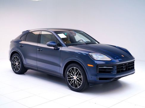 New 2026 Porsche Cayenne Coupe image 7