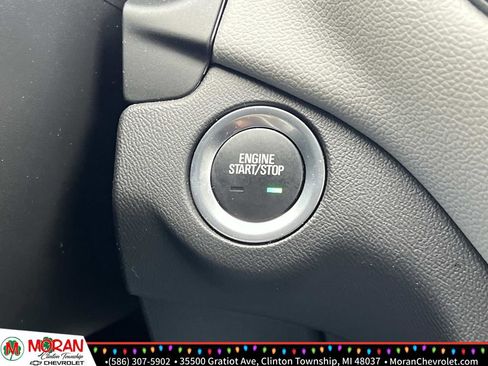 Certified 2023 Chevrolet Equinox LS w/ LS Convenience Package image 23