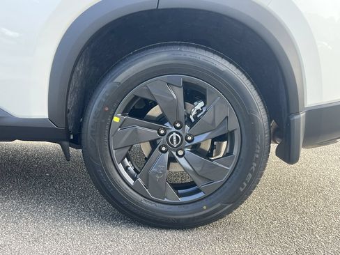 New 2026 Nissan Rogue SV w/ Cold Weather Package FWD image 27