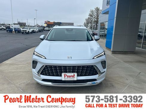 New 2026 Buick Envision Avenir AWD/4WD image 2