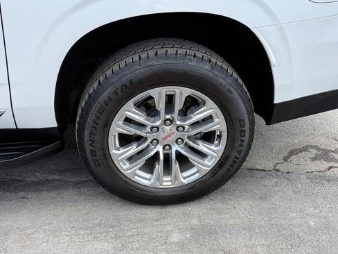 Used 2023 GMC Yukon XL SLT w/ Max Trailering Package image 10