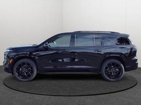 New 2026 Chevrolet Traverse RS image 2
