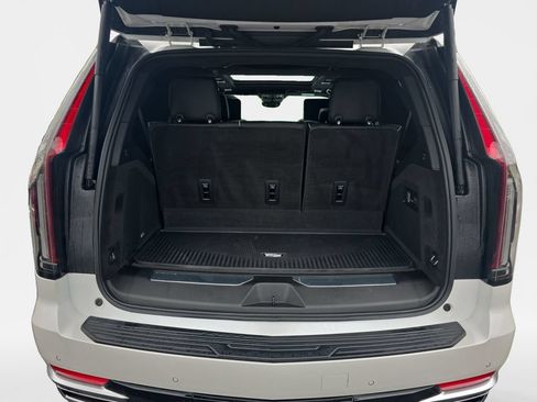 Used 2024 Cadillac Escalade Premium Luxury Platinum w/ LPO, Floor Liner Package AWD/4WD image 23