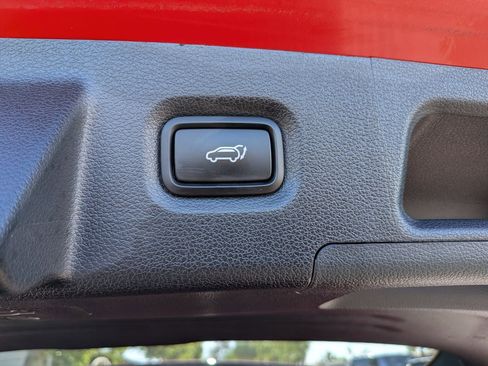 Used 2021 Hyundai Santa Fe SEL w/ Convenience + Premium Package FWD image 8